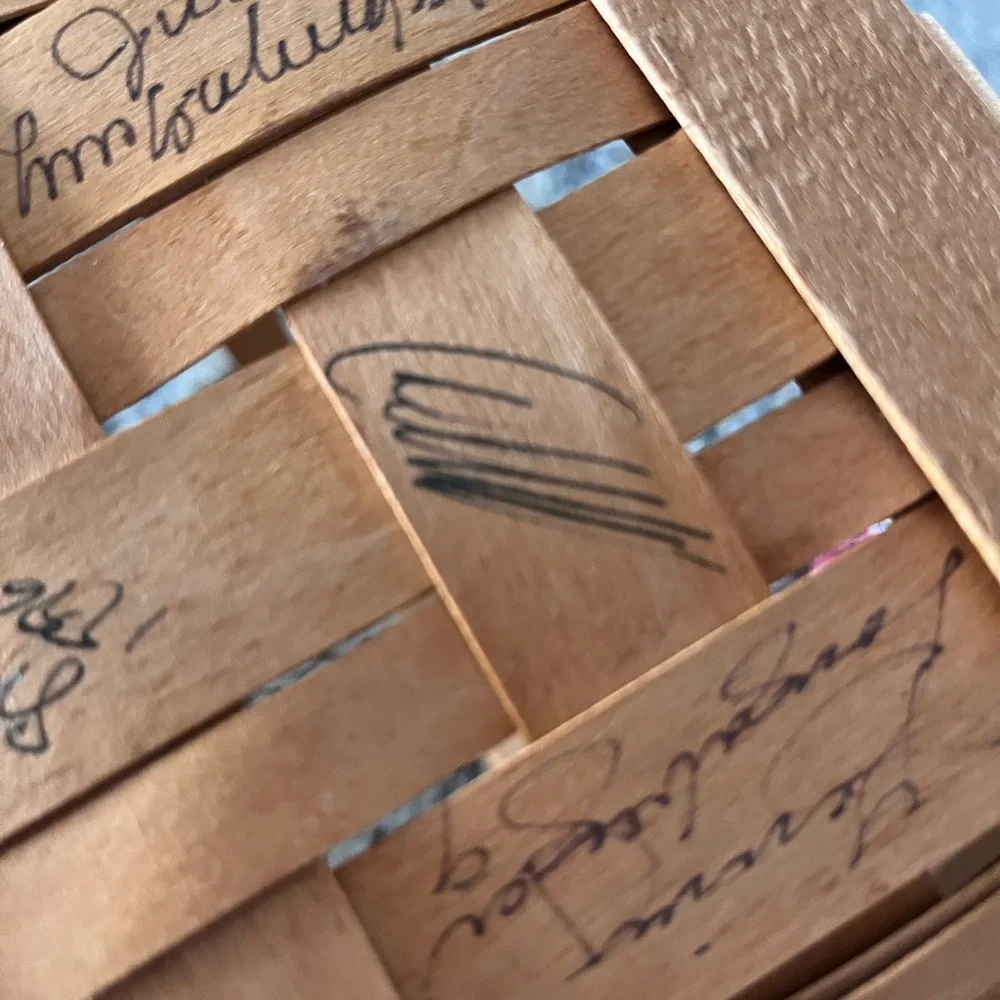 RARE! SIGNED LEFT HANDED Woven Longaberger Bee Basket 1996 – Dave Longaberger
